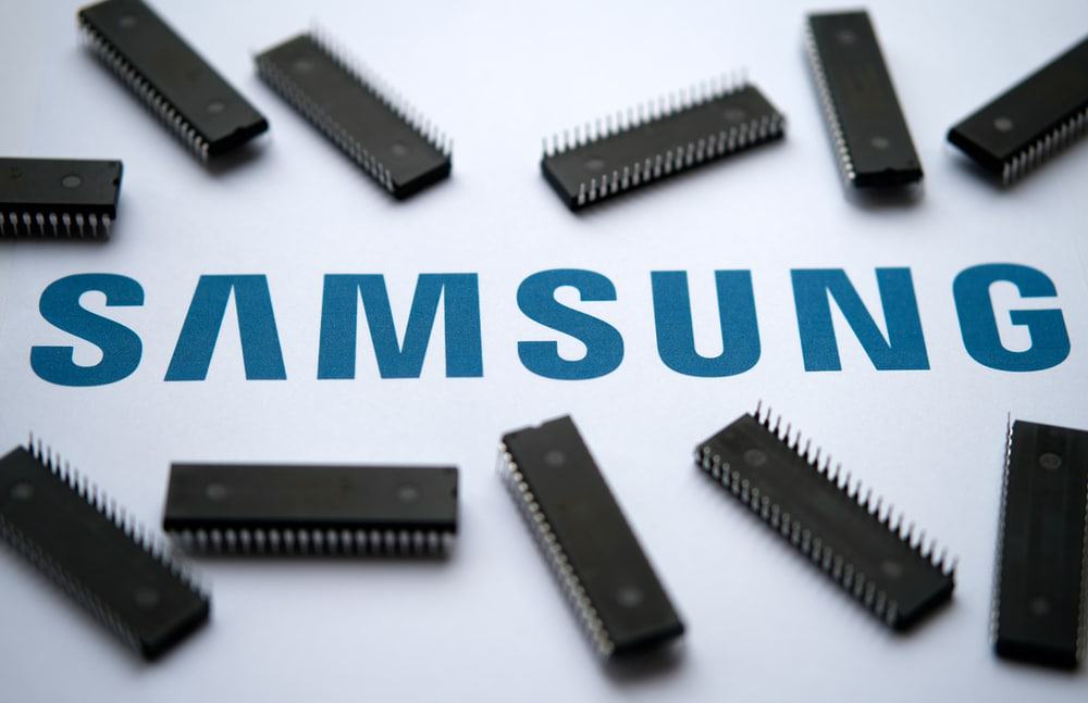 Samsung derrapa 94% nos lucros de chips, mas prevê recuperação com procura por IA Samsung derrapa 94% nos lucros de chips, mas prevê recuperação com procura por IA - Imagem do artigo original