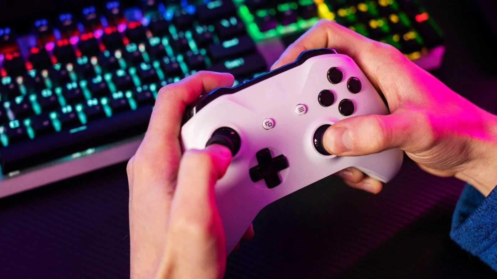 Jogadores e criadores contestam Visa e Mastercard após bloqueio de jogos adultos - Imagem do artigo