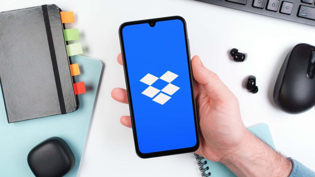 Dropbox encerra Passwords em 2025 e estudo expõe riscos entre utilizadores de iPhone