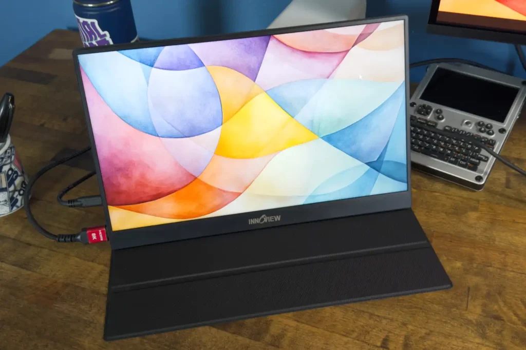 Monitor portátil de 15,6" da InnoView entrega imagem nítida e preço inferior a US$ 100 Monitor portátil de 15,6" da InnoView entrega imagem nítida e preço inferior a US$ 100