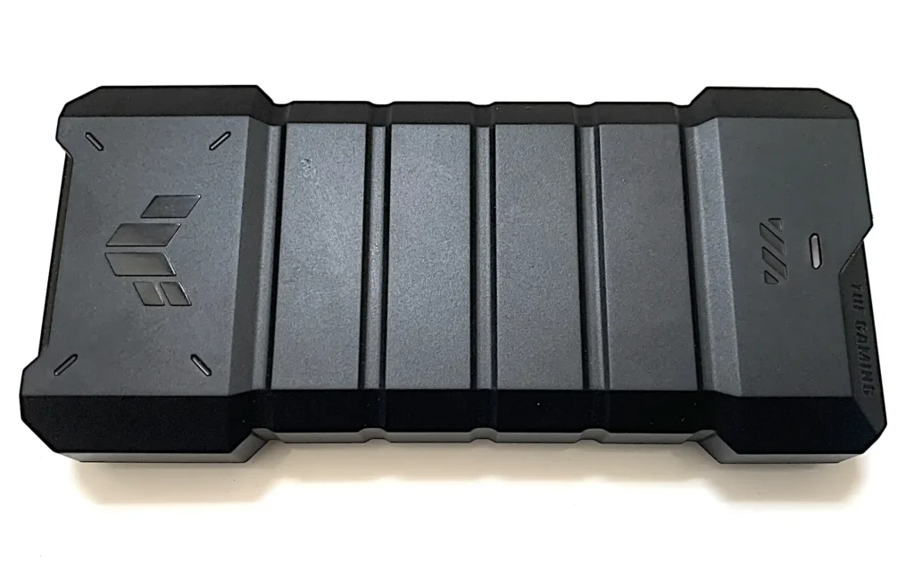 Asus TUF Gaming A2 traz caixa SSD 20 Gbps com resistência IP68 Asus TUF Gaming A2 traz caixa SSD 20 Gbps com resistência IP68