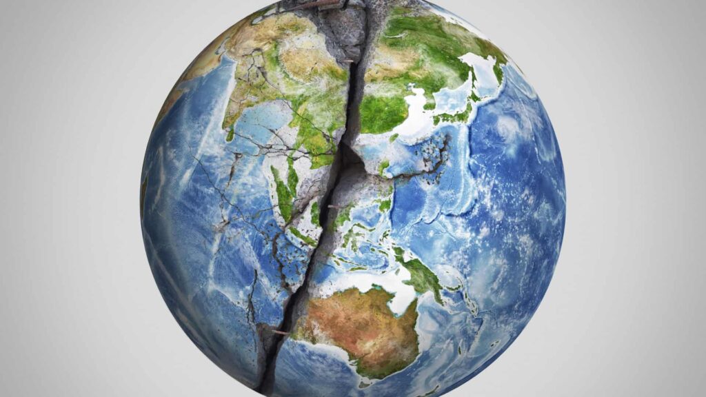 Vídeo inédito mostra falha deslocar-se 2,5 m em 1,3 s durante sismo de Mianmar Vídeo inédito mostra falha deslocar-se 2,5 m em 1,3 s durante sismo de Mianmar