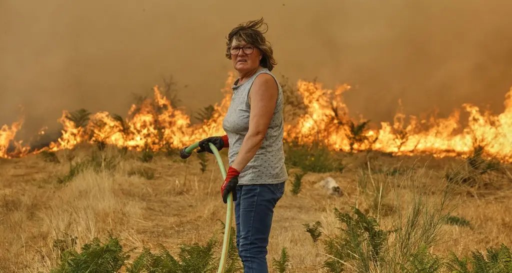 Incêndios florestais na Espanha: 500 soldados reforçam combate Incêndios florestais na Espanha: 500 soldados reforçam combate