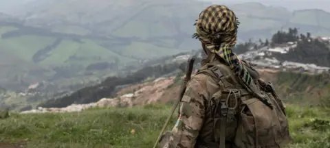Rebeldes M23 teriam executado 140 civis na RD Congo Rebeldes M23 teriam executado 140 civis na RD Congo - Imagem do artigo original