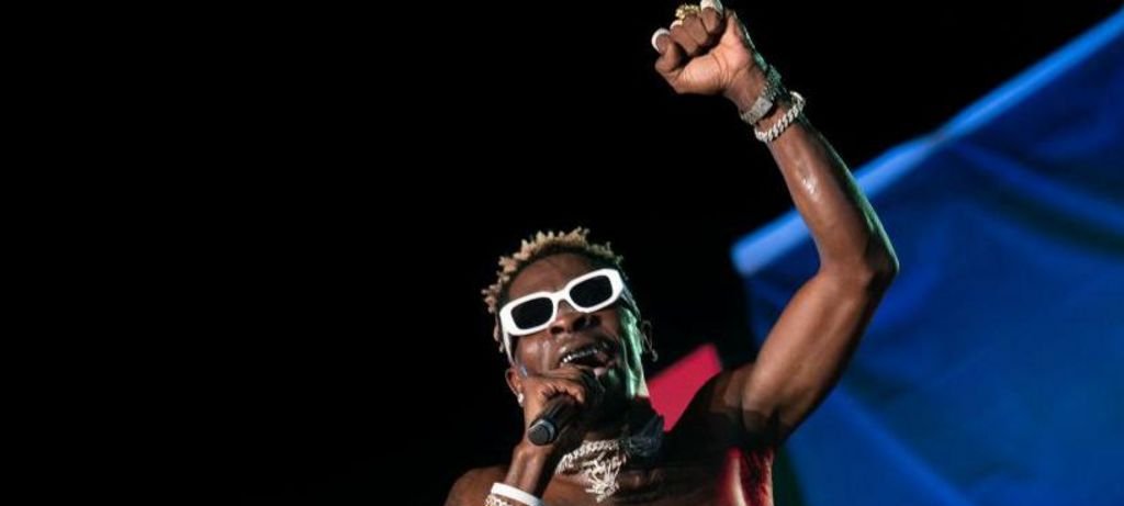 Shatta Wale Lamborghini: músico ganês é detido por compra Shatta Wale Lamborghini: músico ganês é detido por compra