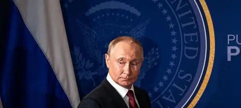 Cúpula Putin Zelensky: impasse e disputa por local Cúpula Putin Zelensky: impasse e disputa por local - Imagem do artigo original
