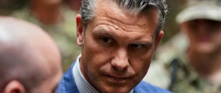 Hegseth demite general por relatório controverso sobre Irã Hegseth demite general por relatório controverso sobre Irã