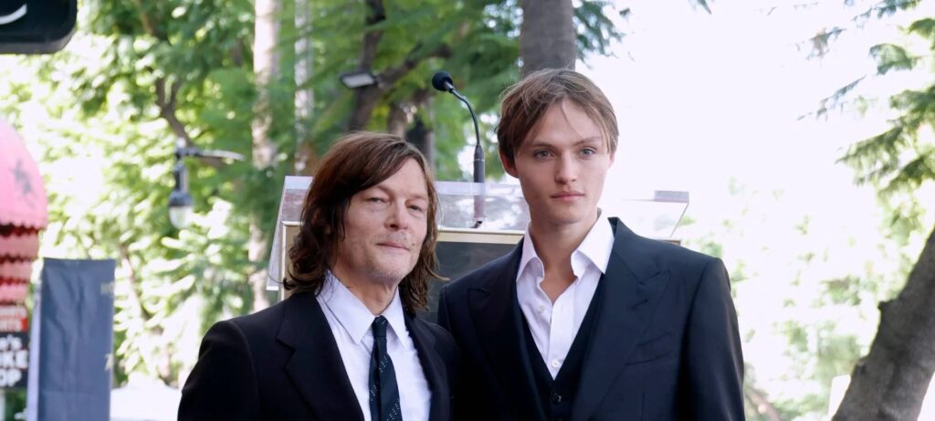 Mingus Reedus é preso por agressão em Nova York Mingus Reedus é preso por agressão em Nova York