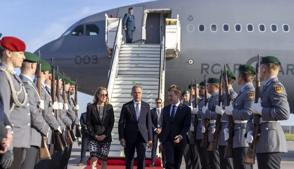 Carney na Alemanha após pacto de defesa com Polônia Carney na Alemanha após pacto de defesa com Polônia