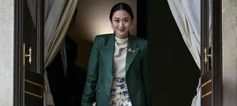 Paetongtarn Shinawatra é cassada pela Corte Constitucional Paetongtarn Shinawatra é cassada pela Corte Constitucional - Imagem do artigo original