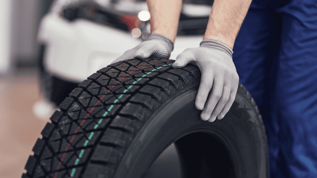 Pneu deslocado compromete estabilidade: saiba reconhecer e agir de forma segura Pneu deslocado compromete estabilidade: saiba reconhecer e agir de forma segura - Imagem do artigo original