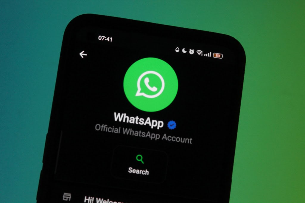 WhatsApp exibe alerta detalhado antes de entrar em grupos desconhecidos WhatsApp exibe alerta detalhado antes de entrar em grupos desconhecidos - Imagem do artigo original