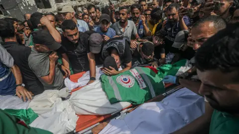 ONU condena ataque israelita que matou seis jornalistas em Gaza ONU condena ataque israelita que matou seis jornalistas em Gaza - Imagem do artigo original
