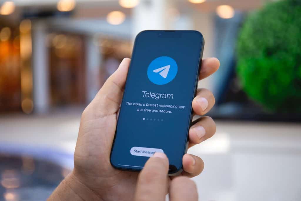 Rússia limita chamadas no Telegram e WhatsApp para travar crimes digitais Rússia limita chamadas no Telegram e WhatsApp para travar crimes digitais - Imagem do artigo original