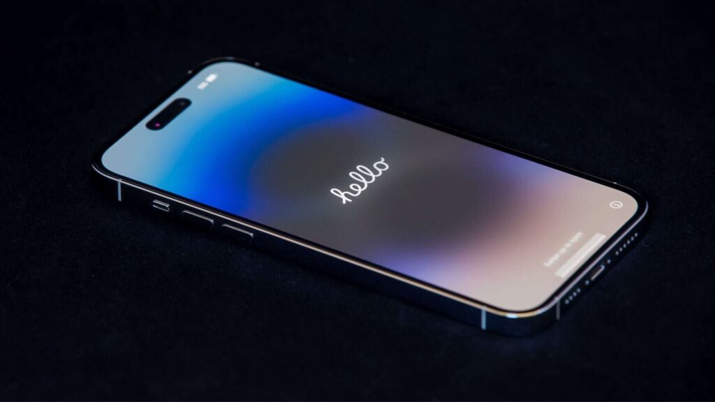 Receita Federal abre leilão eletrónico com carros a R$4 000 e iPhones por R$1 000 Receita Federal abre leilão eletrónico com carros a R$4 000 e iPhones por R$1 000