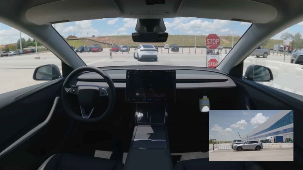 Tesla prepara novo sistema de condução autónoma com lançamento previsto Tesla prepara novo sistema de condução autónoma com lançamento previsto