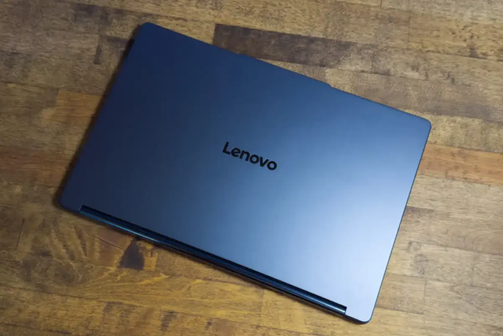 Lenovo Yoga Book 9i surpreende com dois ecrãs OLED e CPU Intel Core Ultra 7