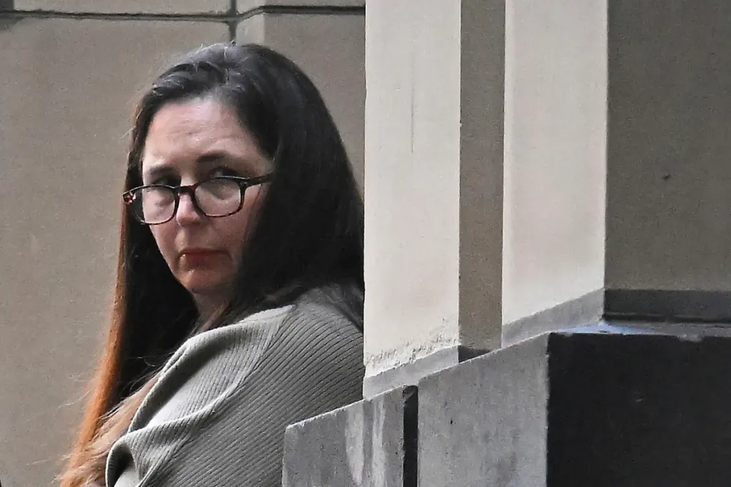 Caso dos cogumelos mortais: tribunal revela suspeitas de que Erin Patterson tentou envenenar o ex-marido Caso dos cogumelos mortais: tribunal revela suspeitas de que Erin Patterson tentou envenenar o ex-marido