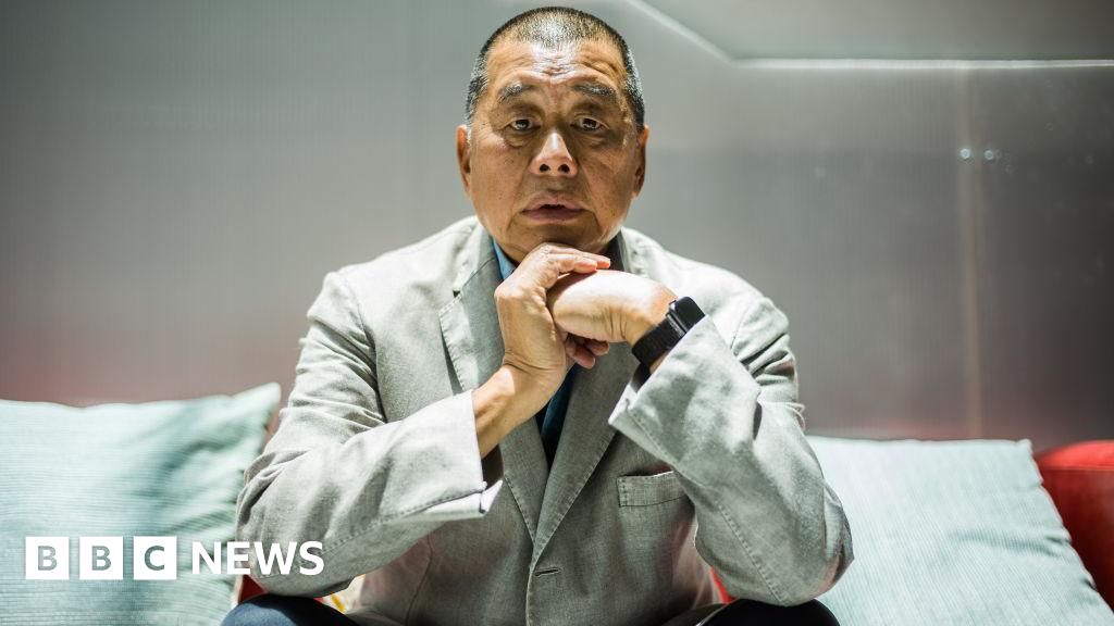 Julgamento de Jimmy Lai é adiado novamente em Hong Kong após juiz determinar monitoramento cardíaco Julgamento de Jimmy Lai é adiado novamente em Hong Kong após juiz determinar monitoramento cardíaco