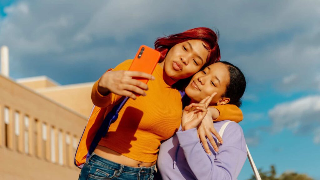 5 celulares com as melhores câmeras de selfie em 2025 5 celulares com as melhores câmeras de selfie em 2025