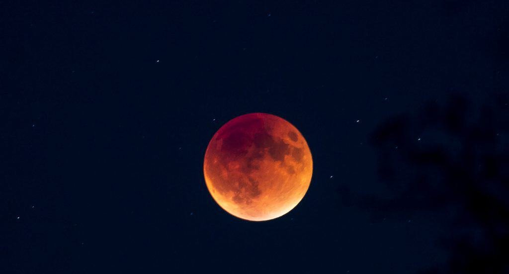 Eclipse lunar total: melhores imagens ao redor do mundo Eclipse lunar total: melhores imagens ao redor do mundo