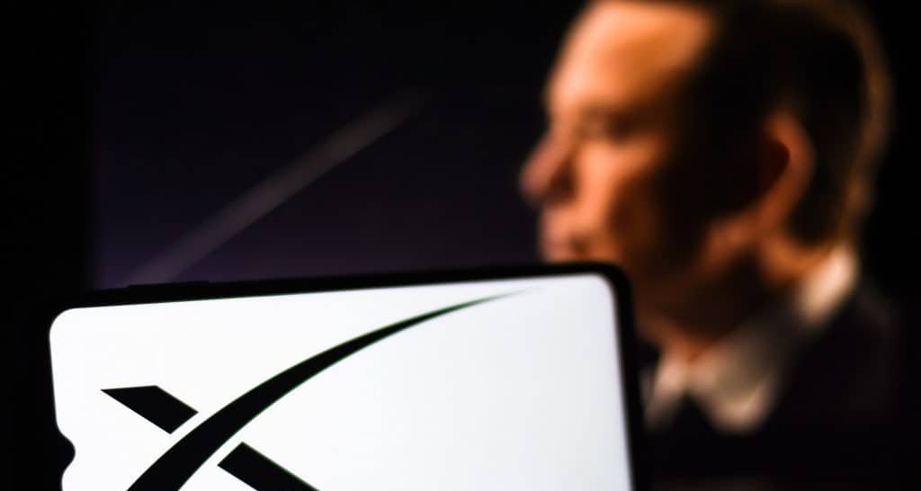 Conectar celular a satélites: plano de Elon Musk avança Conectar celular a satélites: plano de Elon Musk avança