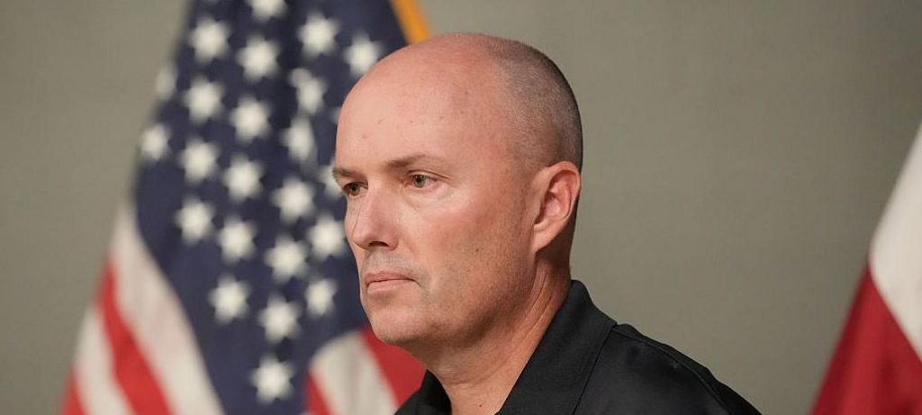 Suspeito do assassinato de Charlie Kirk não colabora, diz Cox Suspeito do assassinato de Charlie Kirk não colabora, diz Cox