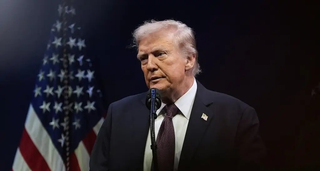 EUA atacam segundo barco venezuelano de drogas, diz Trump EUA atacam segundo barco venezuelano de drogas, diz Trump