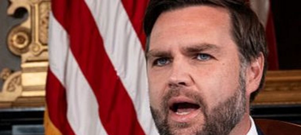 JD Vance pede punição a quem comemora morte de Charlie Kirk