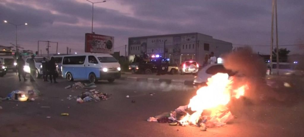 Protestos em Angola deixam 30 mortos e revelam desigualdade