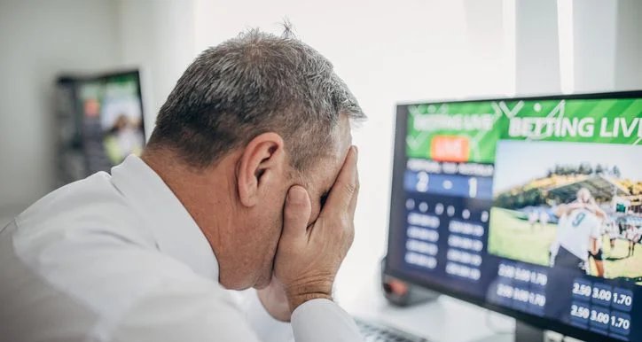 Auxílio-doença por vício em apostas cresce 2.300%