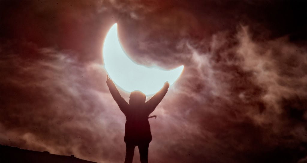 Eclipse solar parcial será transmitido ao vivo domingo Eclipse solar parcial será transmitido ao vivo domingo