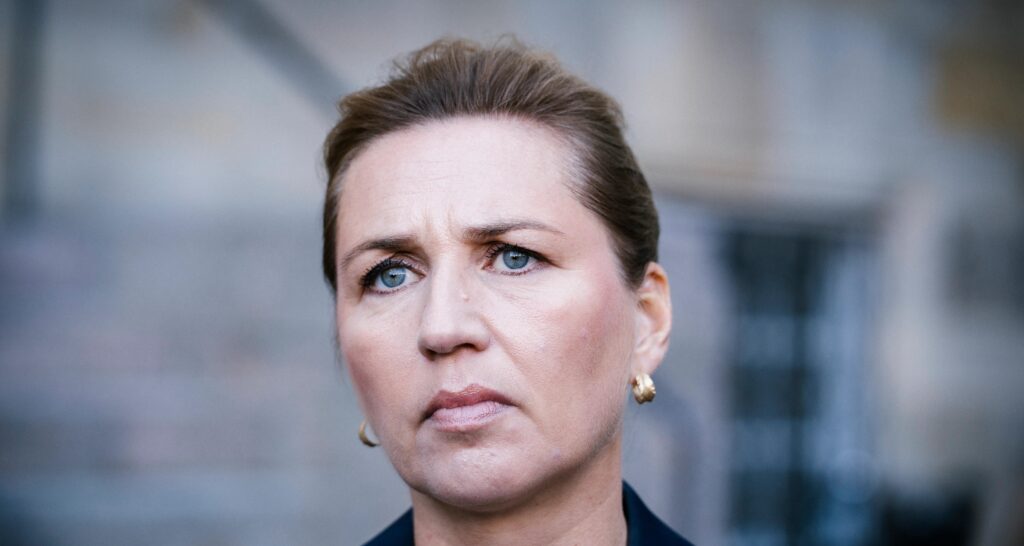 Drones sobre aeroporto de Copenhague paralisam voos Drones sobre aeroporto de Copenhague paralisam voos