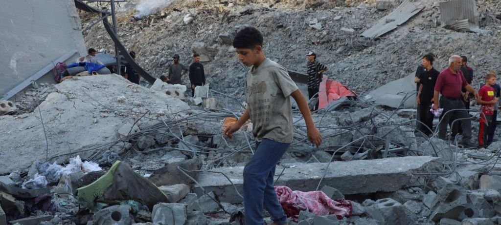 Ataques israelenses em Gaza deixam mais de 80 mortos