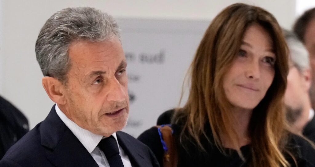 Nicolas Sarkozy condenado a 5 anos de prisão na França Nicolas Sarkozy condenado a 5 anos de prisão na França