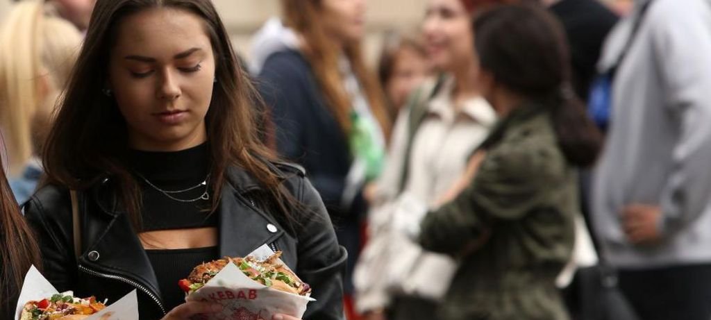 Turquia desiste de impor regras do doner kebab na UE Turquia desiste de impor regras do doner kebab na UE