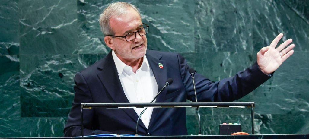 Sanções da ONU ao Irã voltam após avanço nuclear Sanções da ONU ao Irã voltam após avanço nuclear