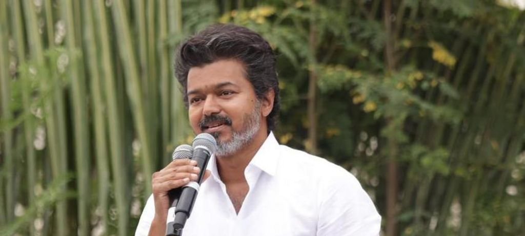 Vijay: tragédia em comício causa 40 mortes na Índia Vijay: tragédia em comício causa 40 mortes na Índia