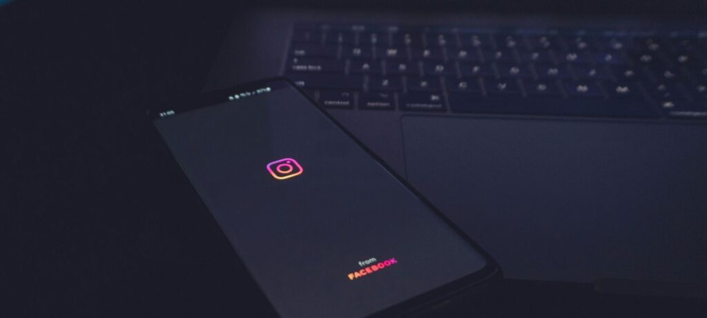 Instagram escuta microfone? Chefe da rede nega espionagem Instagram escuta microfone? Chefe da rede nega espionagem