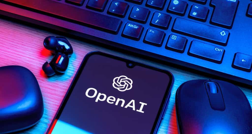 ChatGPT físico: OpenAI planeja assistente portátil ChatGPT físico: OpenAI planeja assistente portátil