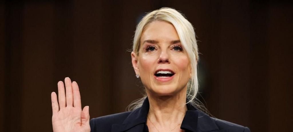 Pam Bondi depoimento no Senado expõe clima partidário Pam Bondi depoimento no Senado expõe clima partidário