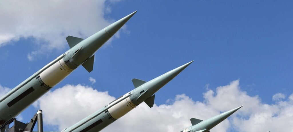 PEC bombas nucleares: Kataguiri propõe arsenal brasileiro PEC bombas nucleares: Kataguiri propõe arsenal brasileiro