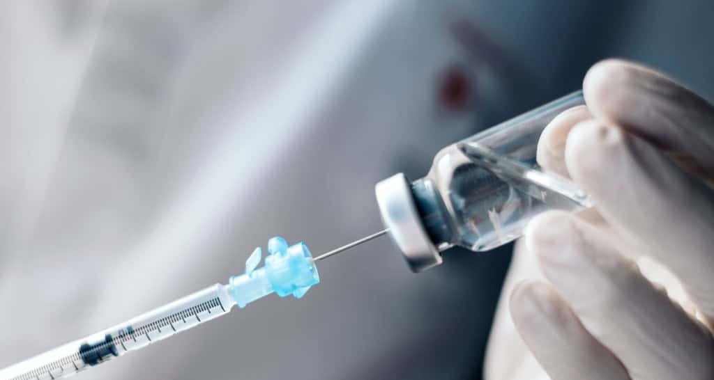 Vacinas de mRNA contra Covid elevam a sobrevida de pacientes com câncer quando combinadas à imunoterapia, mostra estudo Vacinas de mRNA contra Covid elevam a sobrevida de pacientes com câncer quando combinadas à imunoterapia, mostra estudo
