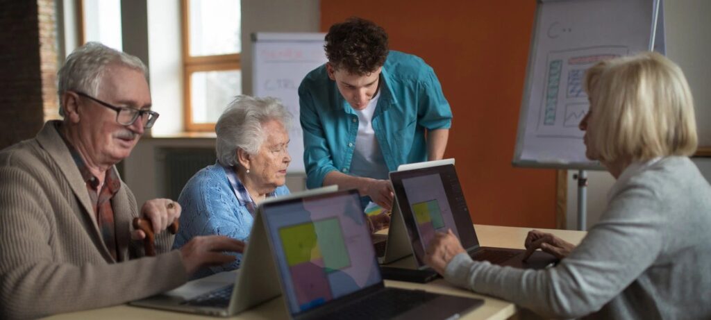 Envelhecimento da população brasileira reforça urgência por tecnologia digital realmente inclusiva Envelhecimento da população brasileira reforça urgência por tecnologia digital realmente inclusiva