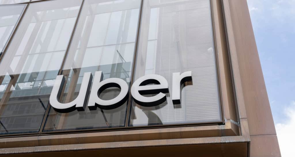 Novas exigências da Uber para 2026 redefinem quais carros poderão rodar nas categorias Comfort e Black Novas exigências da Uber para 2026 redefinem quais carros poderão rodar nas categorias Comfort e Black