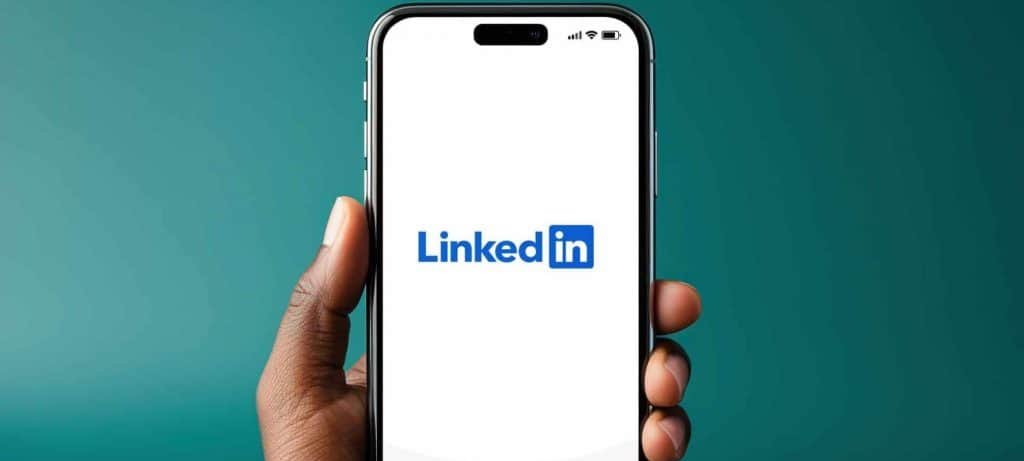 Fotos de perfil geradas por IA ganham espaço em currículos e no LinkedIn Fotos de perfil geradas por IA ganham espaço em currículos e no LinkedIn