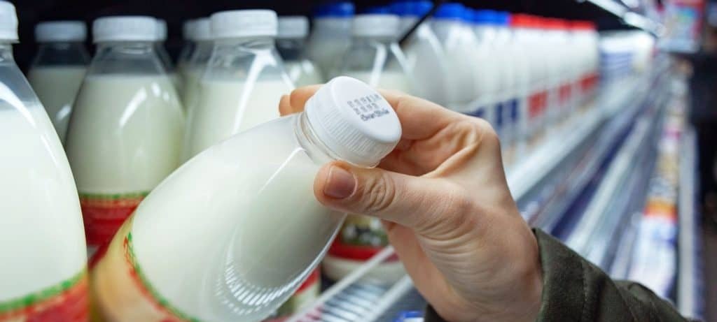 Riscos do leite cru: especialistas explicam por que a pasteurização é indispensável Riscos do leite cru: especialistas explicam por que a pasteurização é indispensável