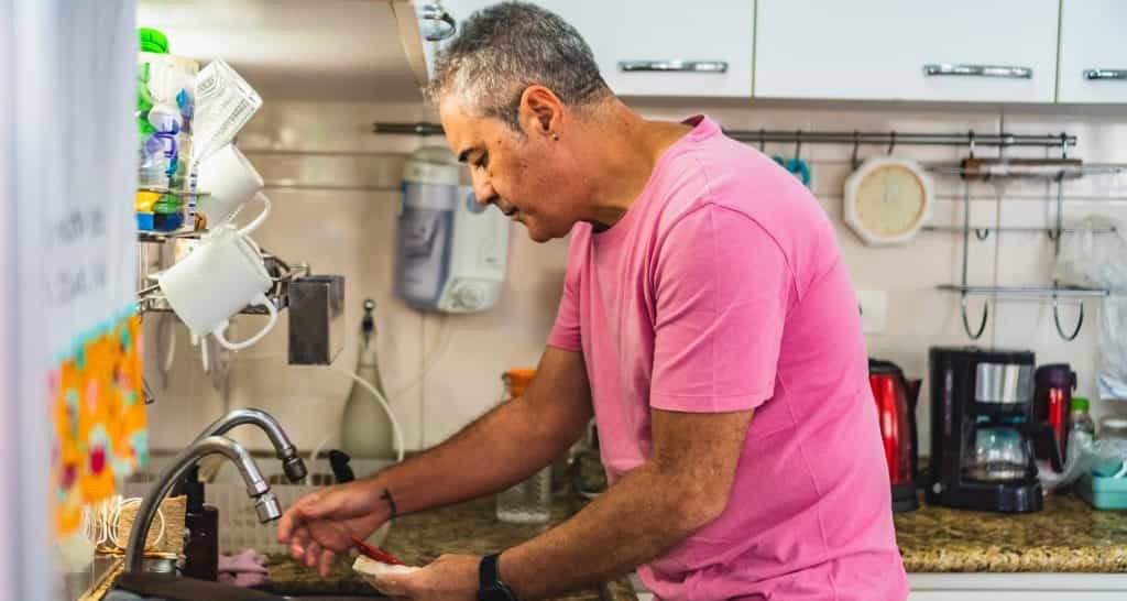 Brasil poderá enfrentar até um mês de racionamento de água por ano em algumas regiões até 2050, aponta estudo Brasil poderá enfrentar até um mês de racionamento de água por ano em algumas regiões até 2050, aponta estudo