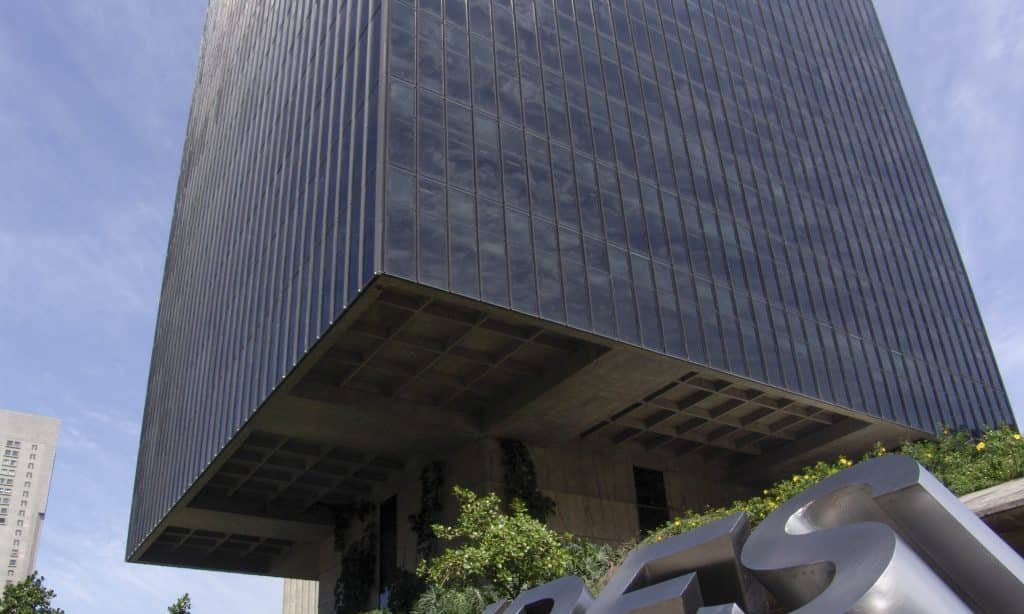 Fundo Amazônia atinge recorde de R$ 3,4 bilhões e reforça metas brasileiras de restauração florestal Fundo Amazônia atinge recorde de R$ 3,4 bilhões e reforça metas brasileiras de restauração florestal