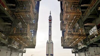 Missão Shenzhou-21 levará astronauta mais jovem da China e quatro roedores à estação Tiangong